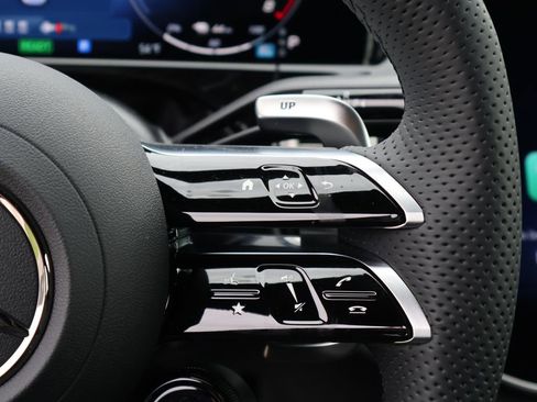 New 2026 Mercedes-Benz E 53 AMG e 4MATIC Sedan image 38