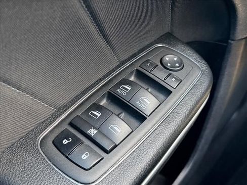 Used 2023 Dodge Charger SXT RWD image 23