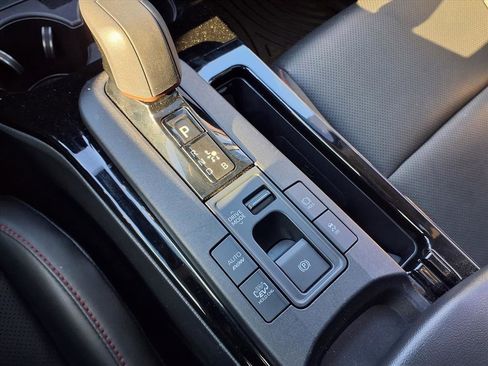 Certified 2024 Toyota Prius Prime image 10