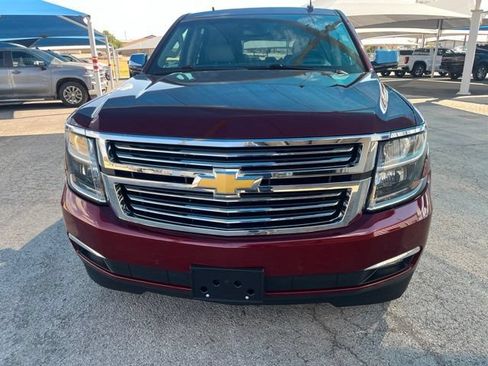 Used 2018 Chevrolet Tahoe Premier RWD image 2