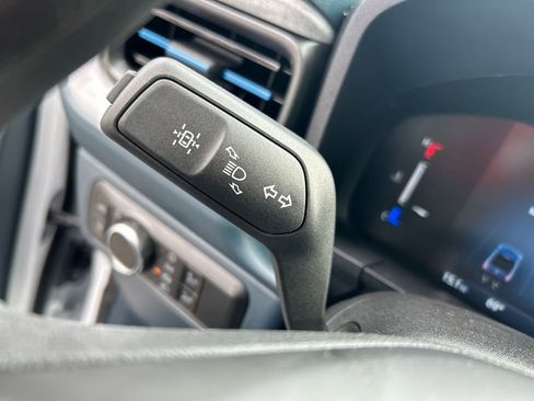 New 2025 Ford Maverick XLT image 14