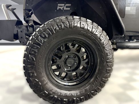 Used 2015 Jeep Wrangler Unlimited Sport w/ Max Tow Package AWD/4WD image 11