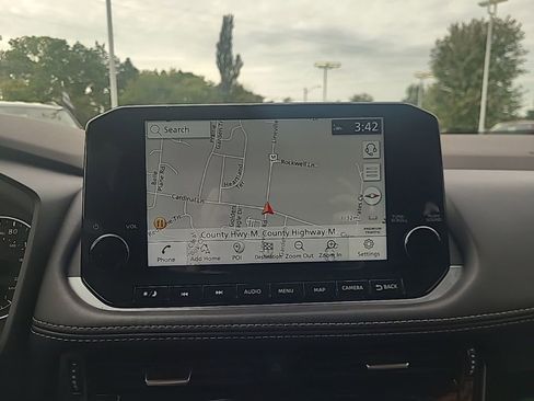 Used 2023 Nissan Rogue SL w/ SL Premium Package image 22