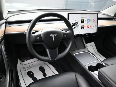 Used 2023 Tesla Model 3 Standard Range RWD image 26
