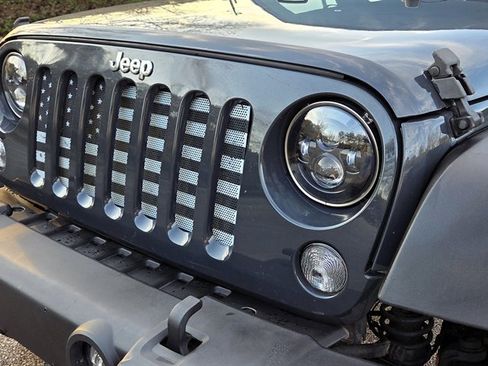 Used 2017 Jeep Wrangler Unlimited Sport w/ Connectivity Group image 38