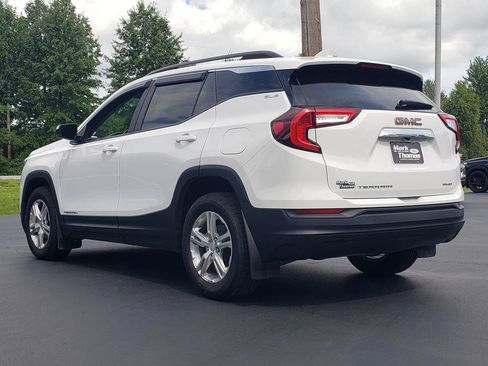 Used 2022 GMC Terrain SLE w/ Driver Convenience Package AWD/4WD image 8