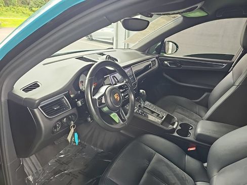 Used 2015 Porsche Macan S AWD/4WD image 34