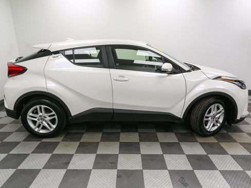 Used 2021 Toyota C-HR LE image 7