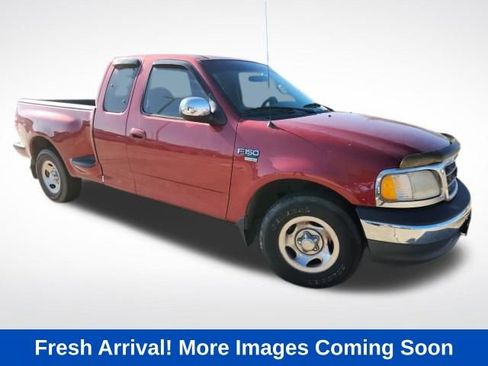 Used 2000 Ford F150 XLT image 1
