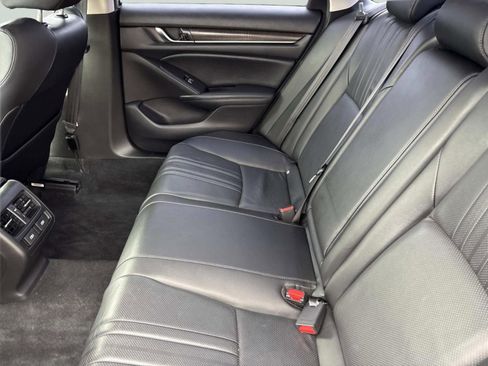 Used 2021 Honda Accord EX-L image 16