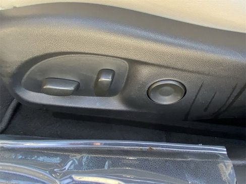 Certified 2022 Cadillac CT4 Luxury w/ Sun And Sound Package image 21