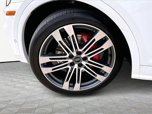 Used 2020 Audi SQ5 Prestige image 8