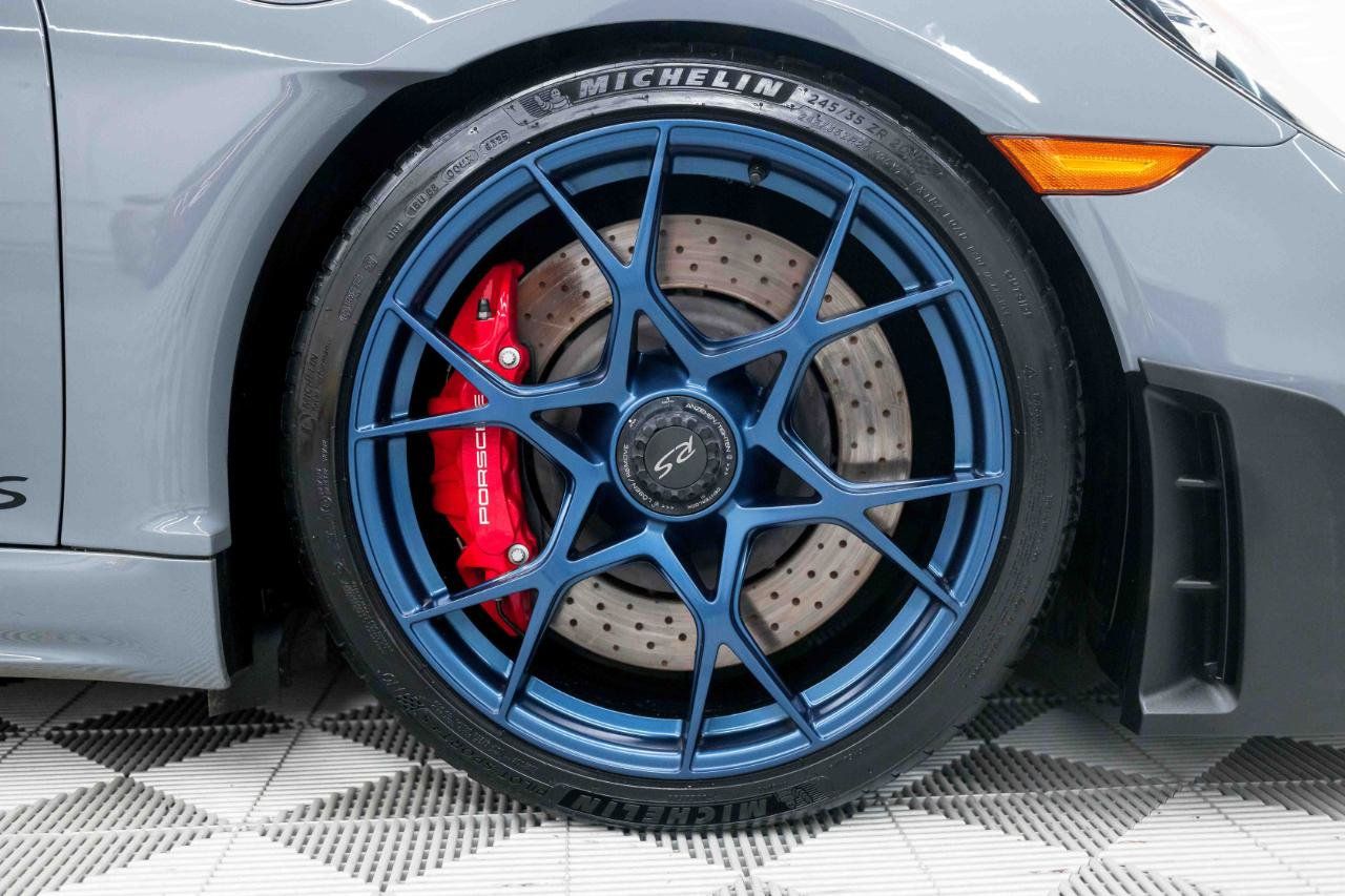 Used 2023 Porsche 718 Cayman GT4 RS RWD image 39