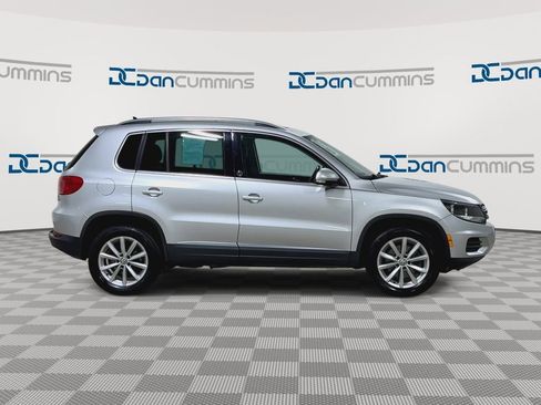 Used 2017 Volkswagen Tiguan Wolfsburg Edition AWD/4WD image 2