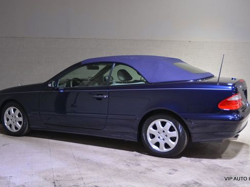 Used 2002 Mercedes-Benz CLK 320 Cabriolet image 15