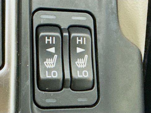 Used 2021 Subaru Forester Premium image 23