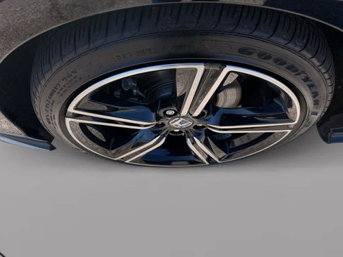 Used 2023 Honda Accord Sport image 9