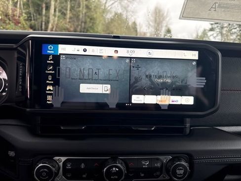 New 2026 Jeep Gladiator Rubicon image 23