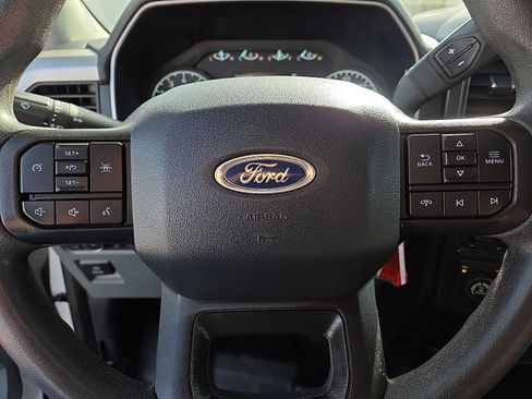 Used 2022 Ford F150 XL w/ Trailer Tow Package image 16