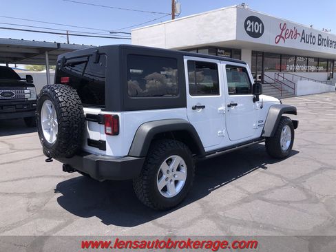 Used 2016 Jeep Wrangler Unlimited Sport w/ Quick Order Package 24S AWD/4WD image 8