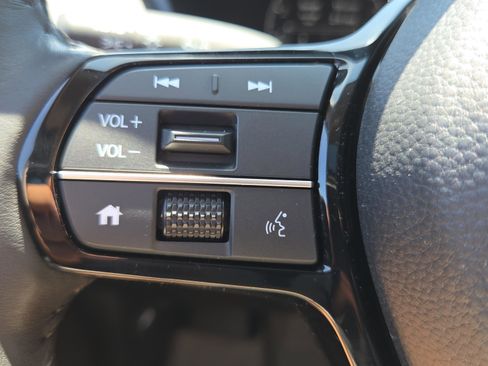 Used 2024 Honda HR-V EX-L image 25
