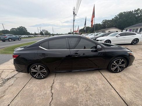 Used 2022 Nissan Sentra SR FWD image 14