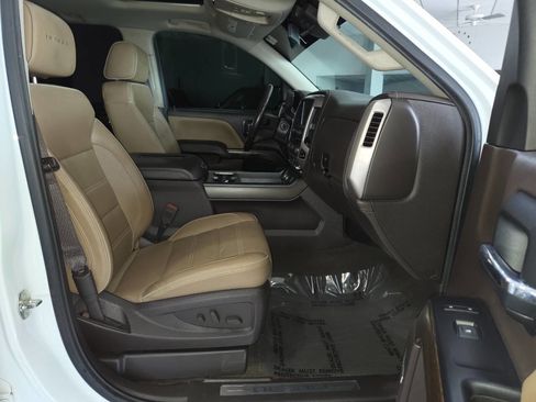 Used 2018 GMC Sierra 1500 Denali w/ Denali Ultimate Package AWD/4WD image 27