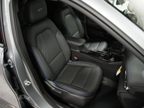 New 2026 Buick Envista Sport Touring image 15