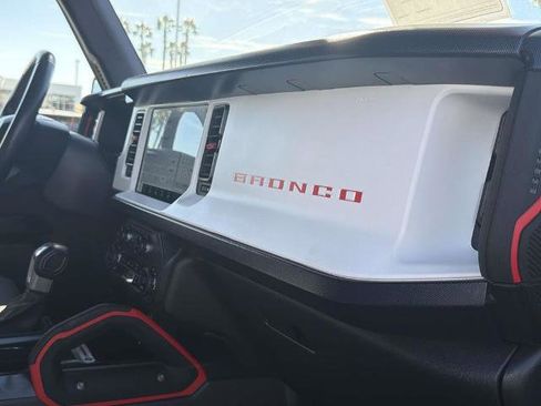 Certified 2024 Ford Bronco Heritage Edition image 29