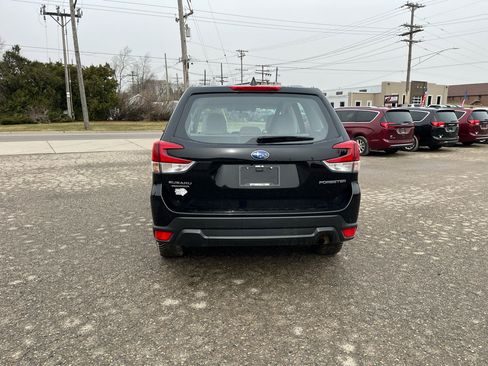 Used 2021 Subaru Forester image 4