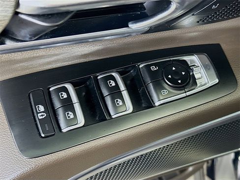 Used 2022 Kia Telluride SX w/ Nightfall Edition Package image 21