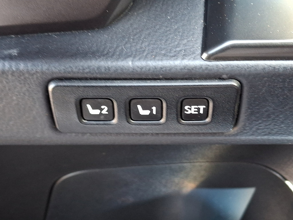 Used 2022 Lexus GX 460 w/ Black Line Special Edition AWD/4WD image 29