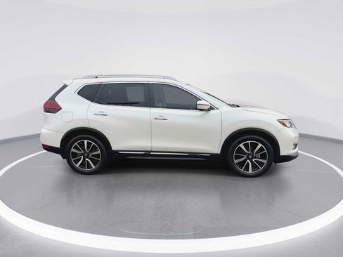 Used 2019 Nissan Rogue SL w/ Premium Package image 9
