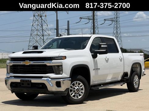 Used 2026 Chevrolet Silverado 2500 LT AWD/4WD image 1