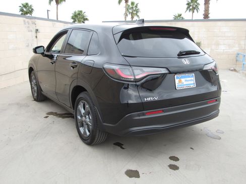 Used 2026 Honda HR-V LX image 6