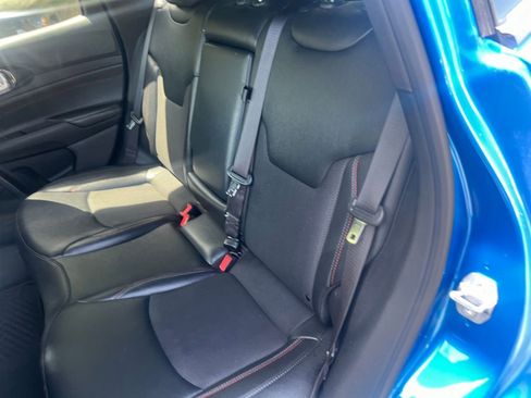 Used 2025 Jeep Compass Trailhawk image 32