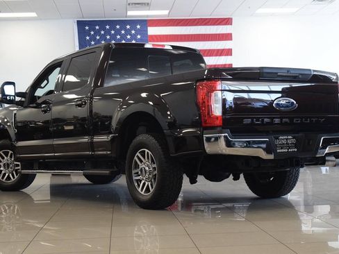 Used 2018 Ford F250 Lariat w/ Lariat Ultimate Package RWD image 5