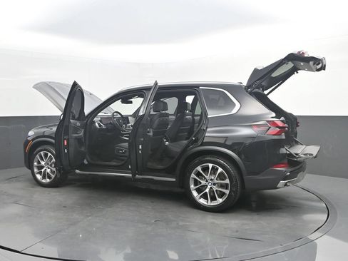 Certified 2025 BMW X5 sDrive40i w/ Climate Comfort Package RWD image 51