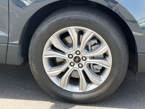 Used 2024 Ford Edge Titanium AWD/4WD image 9