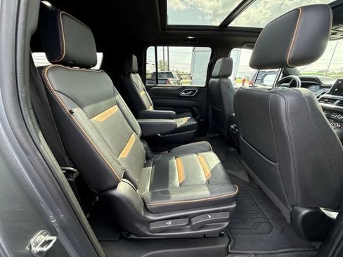 Certified 2022 GMC Yukon XL AT4 AWD/4WD image 27