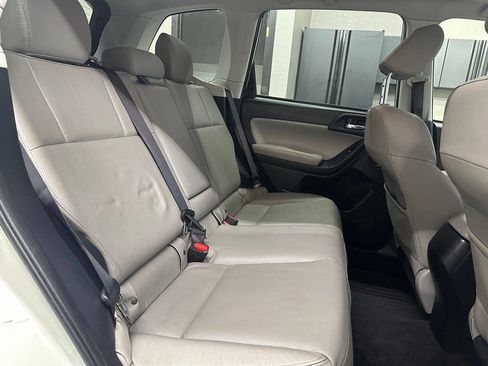Used 2015 Subaru Forester 2.5i Limited AWD/4WD image 17