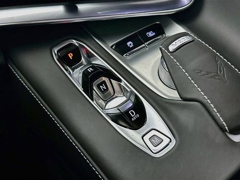 Used 2023 Chevrolet Corvette Stingray Premium Cpe w/ Z51 Performance Package RWD image 17