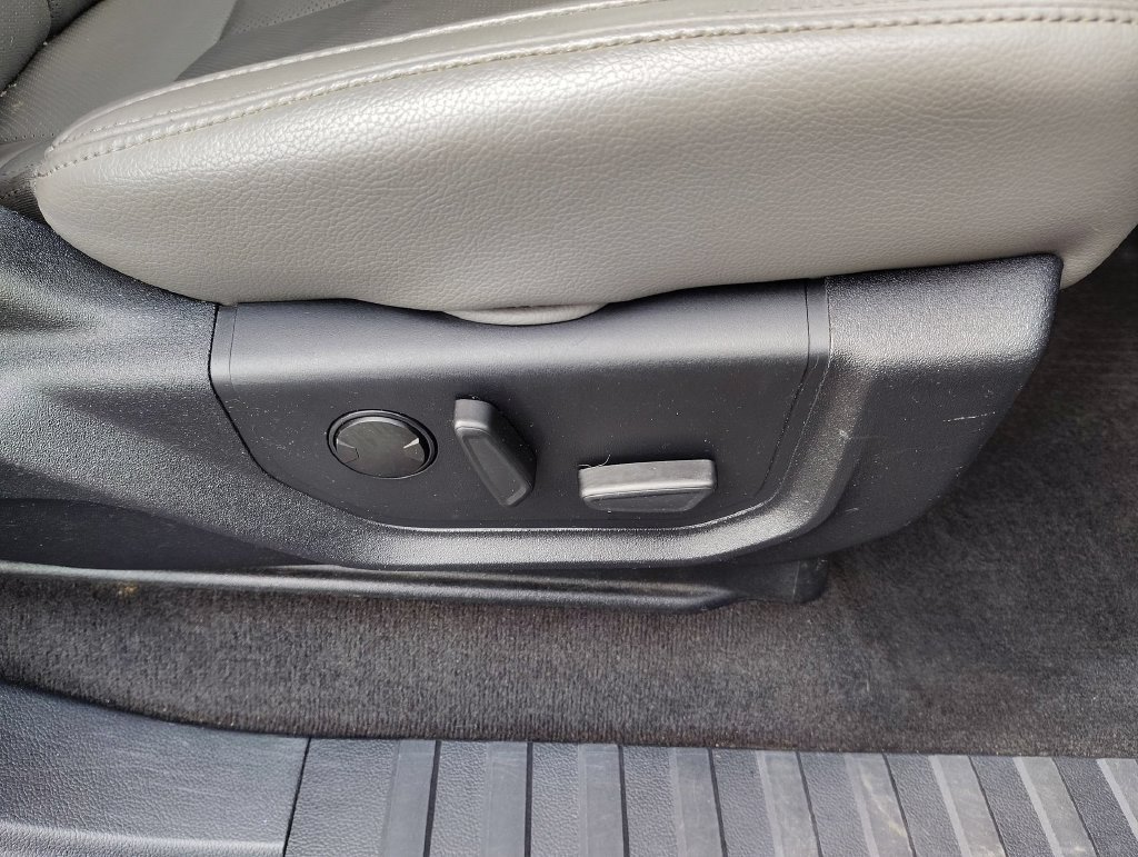 Used 2020 Ford F150 Lariat AWD/4WD image 35