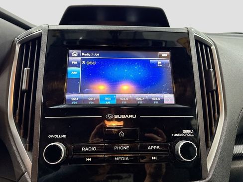 Used 2018 Subaru Crosstrek 2.0i Premium w/ Eyesight System image 12