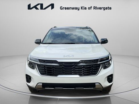 New 2026 Kia Seltos S FWD image 2