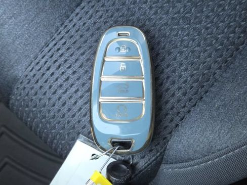 Used 2022 Hyundai Santa Fe SEL AWD/4WD image 35