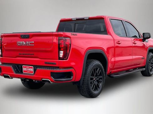 Used 2022 GMC Sierra 1500 Elevation w/ Elevation Premium Package image 5