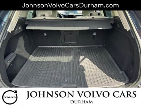 Used 2023 Volvo XC60 B5 Plus w/ Protection Package Premier AWD/4WD image 11