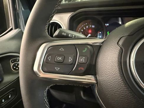 Used 2025 Jeep Wrangler Unlimited Sahara w/ Safety Group image 14