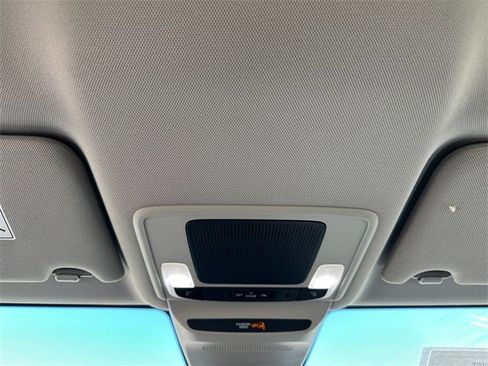 Used 2023 Honda HR-V LX image 27